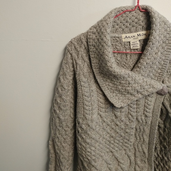 Aran Mor Ireland 100% Merino Wool Cardigan Women's Sweater Cable Knit Shawl S - Picture 5 of 9